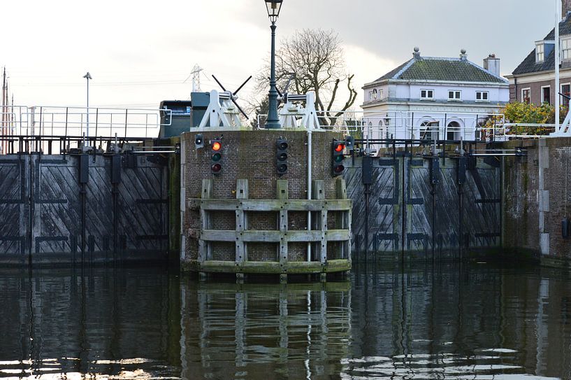 Large Sea Lock Muiden. by Marcel Huisman