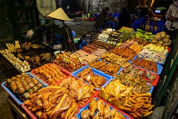 Vietnamees straatrestaurant en straateten van Roland Brack