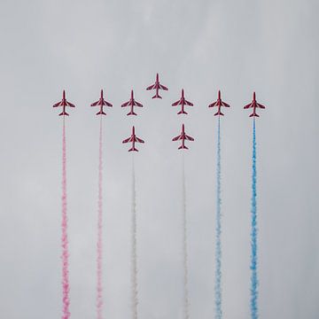 Airshow 2 (Red Arrows) by John Ouwens