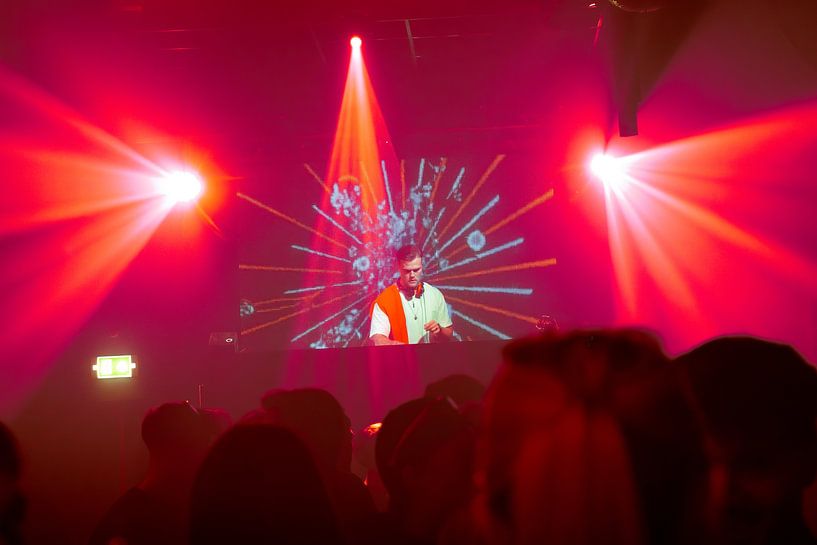 DJ Maximus in Action - On the Rocks by Storm Marks