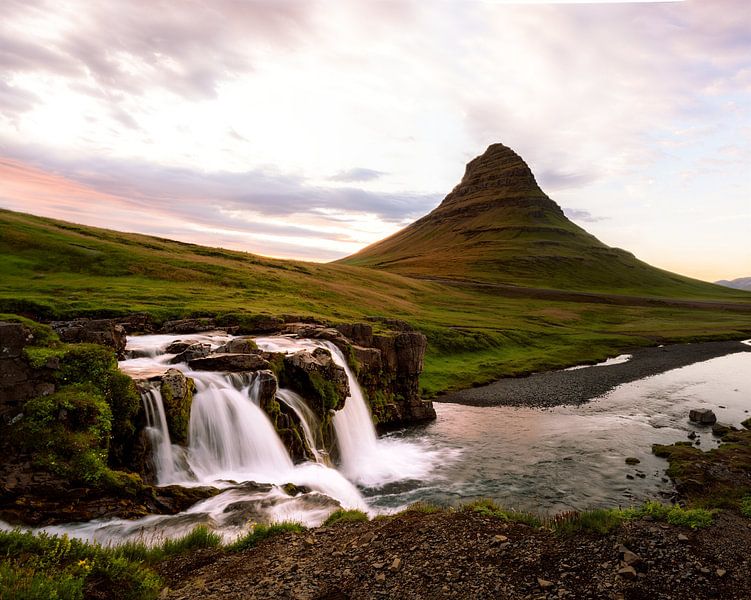 waterfall of Kirkjuffel by Yorick De Wilde