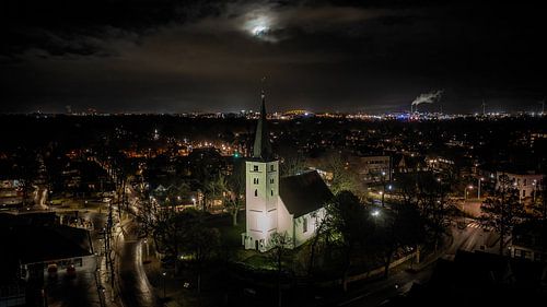 Heiloo Kirche bei Nacht