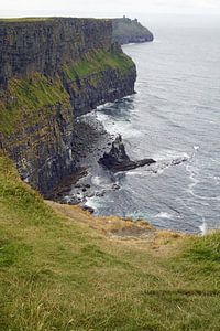 Die Cliffs of Moher sind die bekanntesten Klippen in Irland.