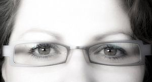 Ihre Brille (Breitwandfoto)