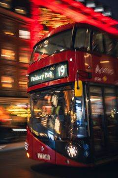 De rode bus van Londen van Foto Oger