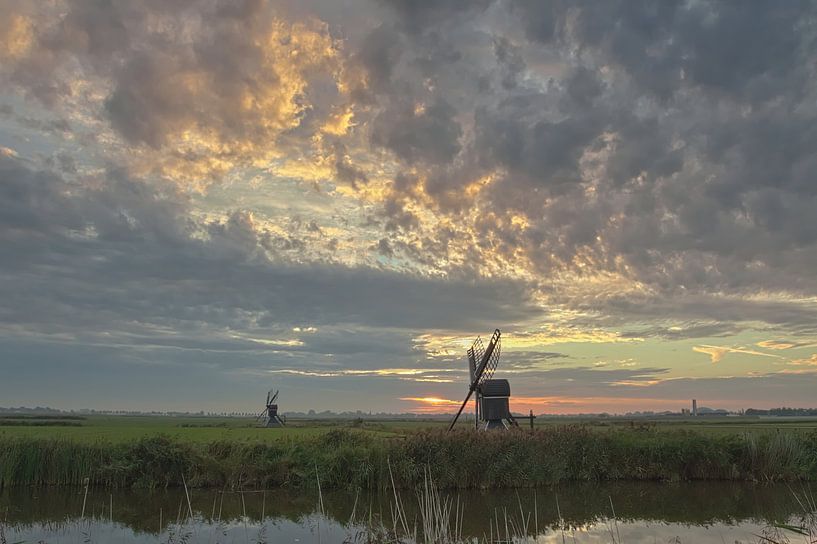 Cloudy sunset at the Zwette by Hans Bargerbos