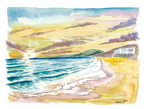 Malibu californian sunset with ocean waves