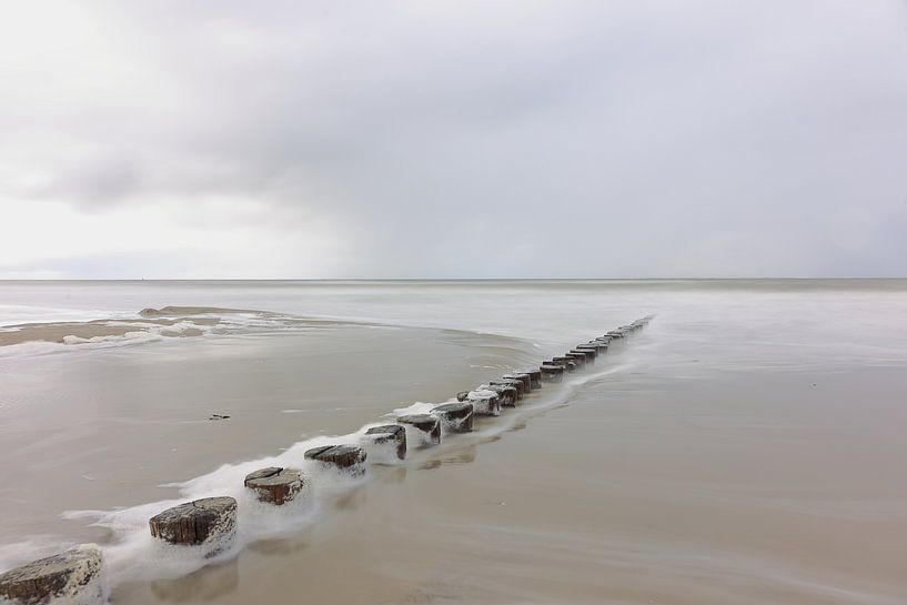 Pollerreihe Hollum von Rinnie Wijnstra (FotoAmeland )