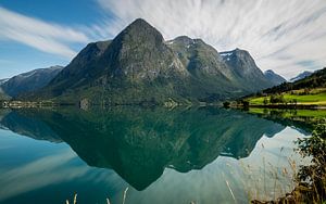 Reflektionen in norwegischen Fjorden