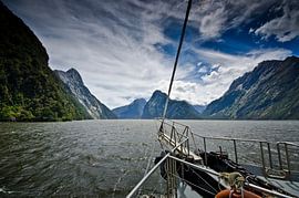 Sailing in Milford Sound - New Zealand by RB-Photography