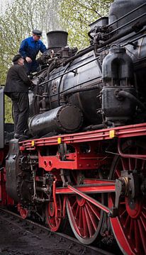 Old steam locomotive by Arthur van Iterson