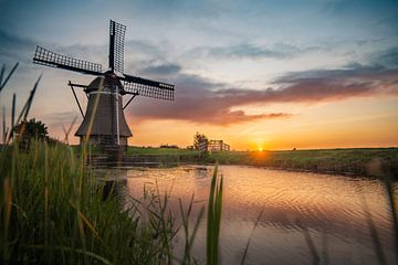Niederländischer Sonnenaufgang von Ivor Baak