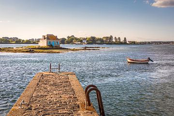 Small house on an island off Saint-Cado in the evening light, Brittany