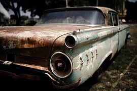 The faded elegance of old metal by Frank Photos