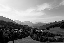 Berchdesgarden Panorama by Patrick van Lion