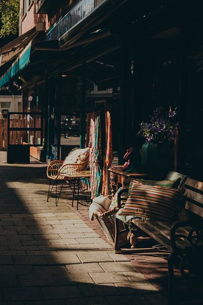 Amsterdam by Hello Pompoyo