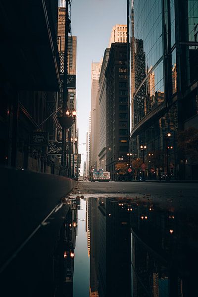 Chicago by Hello Pompoyo
