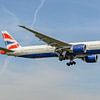 Avion de ligne Boeing 777-300ER de British Airways. sur Jaap van den Berg