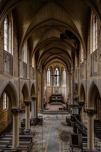 Église sur Anya Lobers