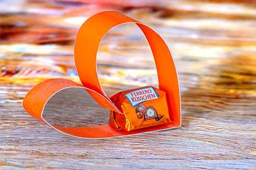 Liebe verpackt in Orange von Photoart-Naegele