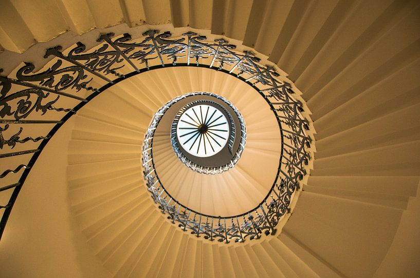Tulp stairs by Davy Reitsma