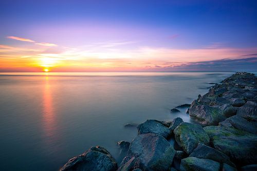 Zonsondergang boven de Noordzee