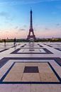 Tour Eiffel au lever du soleil par Melanie Viola Aperçu