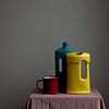 Nature morte en couleurs primaires sur Lilian Bisschop