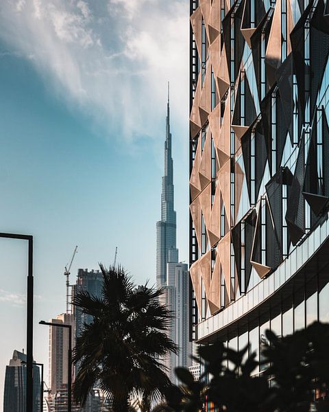 Dubai by Hello Pompoyo