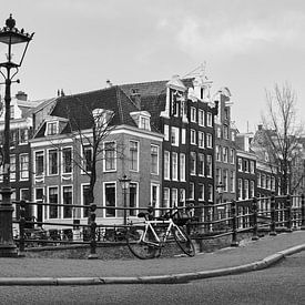 Amsterdamse architectuur, zwart en wit. van Lorena Cirstea