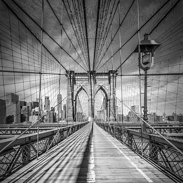 NEW YORK CITY, Brooklyn Bridge | zwart-wit van Melanie Viola