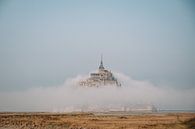 De abdij van Mont Saint Michel in de mist | Frankrijk | Reisfoto van Expeditie Aardbol thumbnail