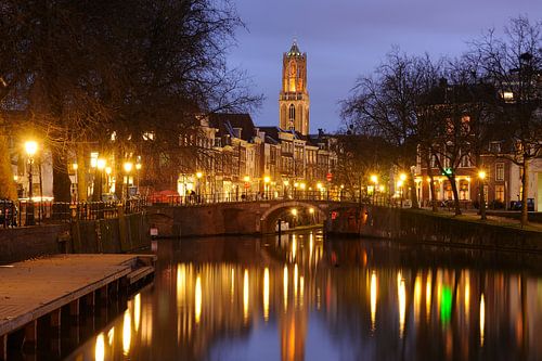 Vue de Zandbrug et Oudegracht à Utrecht depuis le Bemuurde Weerd