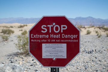 Extreme warmte in Death Valley van Yannick uit den Boogaard
