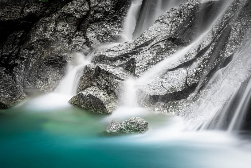 Beruhigender Wasserfall von Jeroen Mikkers