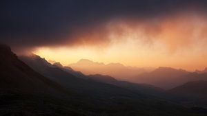 Panorama Dolomiten bei Sonnenaufgang von Frank Peters