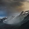 Regenval Hardangerfjord - Noorwegen van Ricardo Bouman