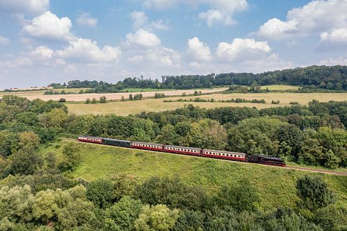 Luchtfoto van de Miljoenenlijntje op weg naar de Eyserhalte