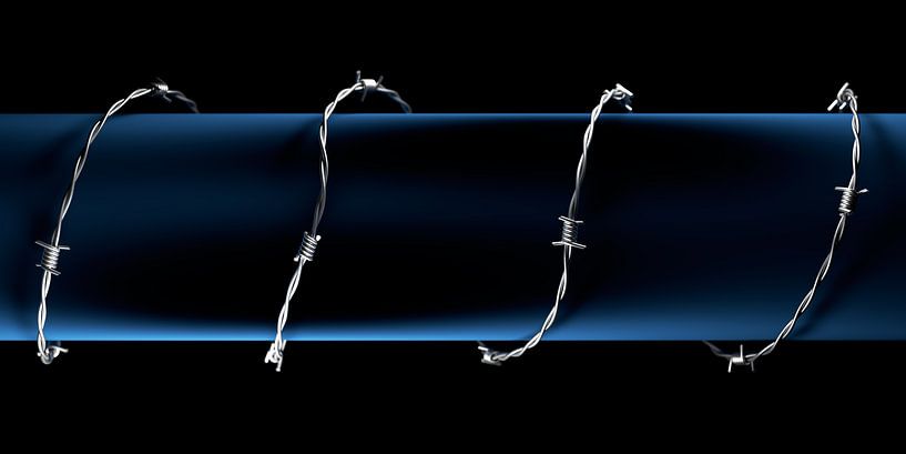 Stacheldraht um Pfosten von Jörg Hausmann