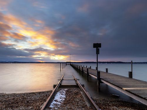 Zonsondergang bij het meer van Starnberg