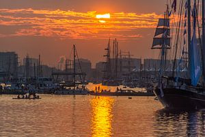 Zonsondergang op Sail van Ardi Mulder