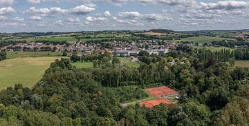 Lucht panorama van Wijlre in Zuid-Limburg van John Kreukniet