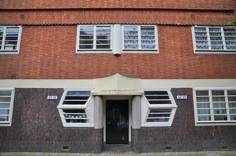 Amsterdamse School by Menno Meulebeek