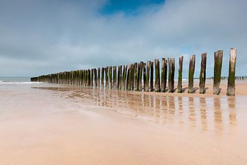 Breakwaters guard the Opal Coast in northern France by Gerry van Roosmalen