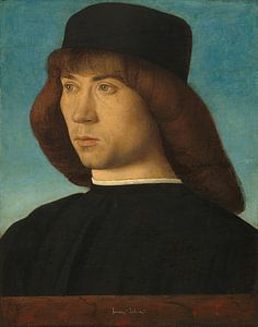Porträt eines jungen Mannes (um 1490) von Giovanni Bellini. Blau und Braun