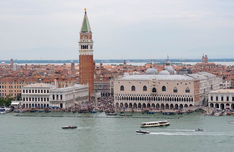 Venice by Merijn Loch