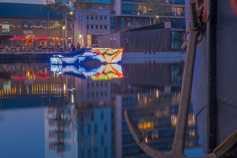 Piushaven in de avond by Freddie de Roeck