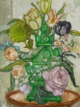 Vase mit grünen Tulpen