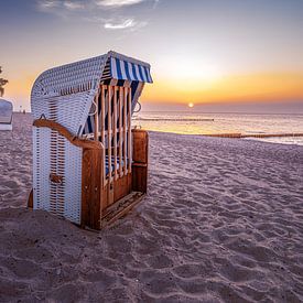 Fauteuils de plage sur la plage sur Oliver Hey