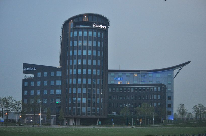Rabobank heerenveen in de vroege ochtend par Marten Wieringa